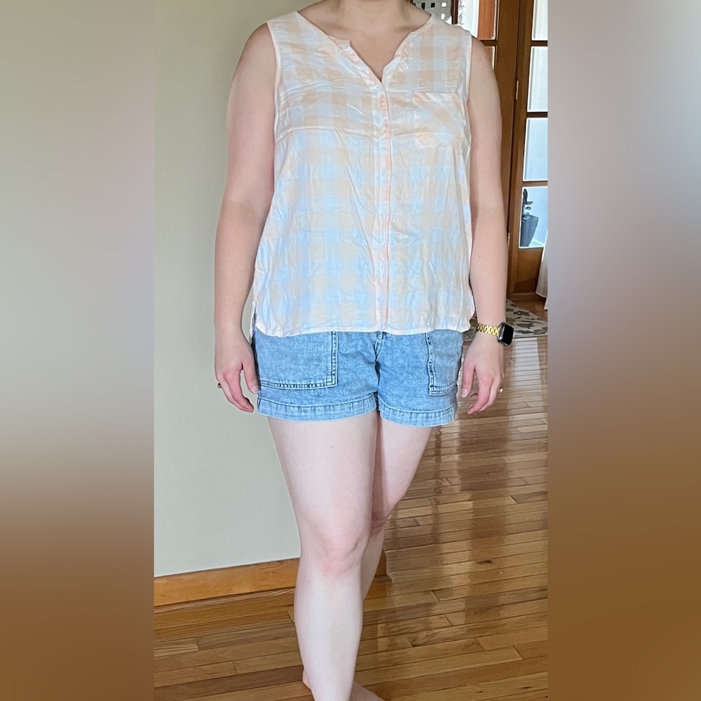 Cute Gingham Tank Top with Split in Back